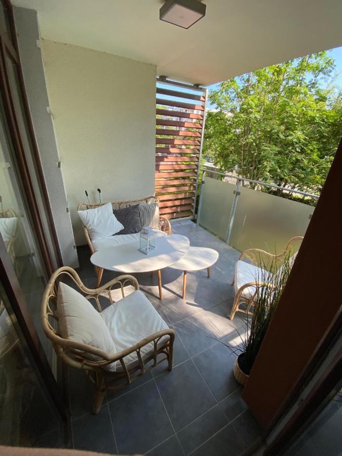 Apartment Blue Island