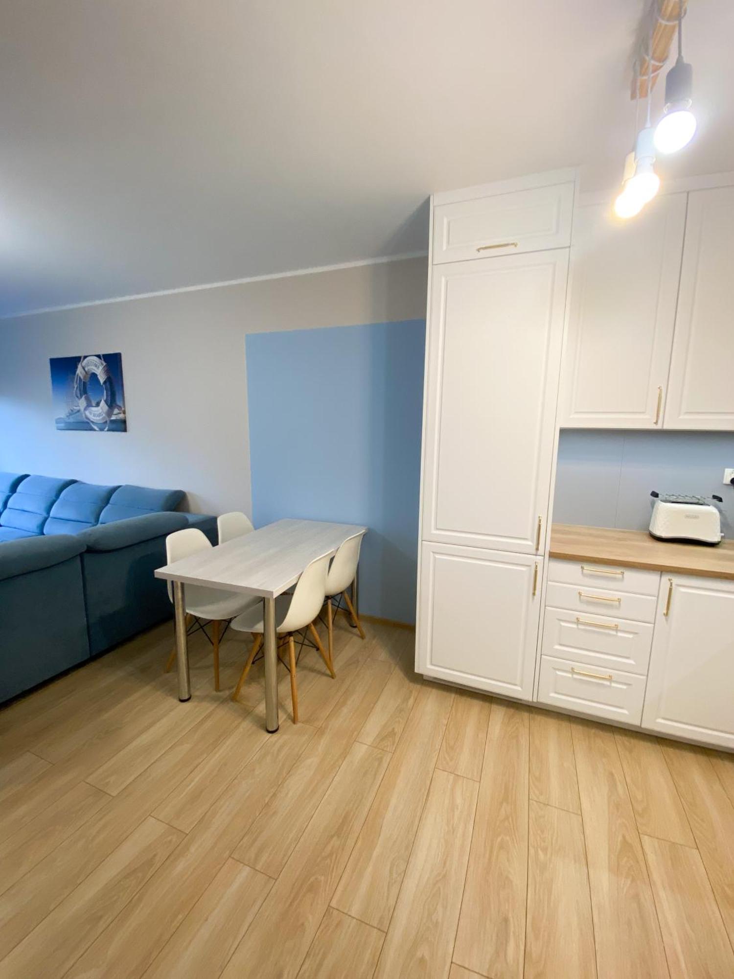 Apartment Blue Island